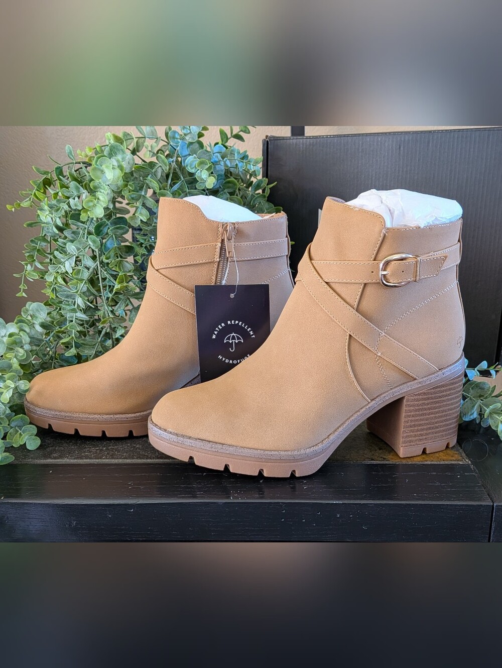 NWT! Naturalizer Women's Madalynn Buckle Water Repellent Boots in CAMEL Sz 9W